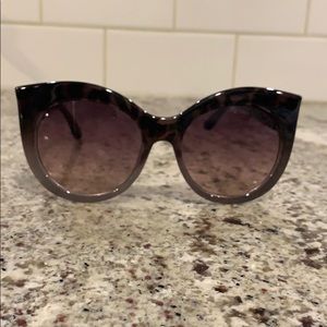 Steve Madden sunglasses